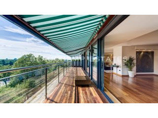 Falmouth House, W2