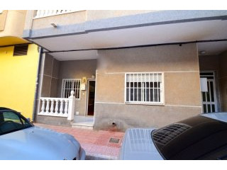 2 bedroom, 1 bathroom Apartment, (build..