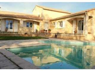 Pretty Villa With Pool, Independent..