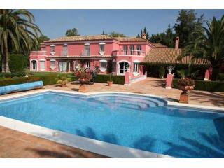 9 bedroom Detached Villa For Sale:..