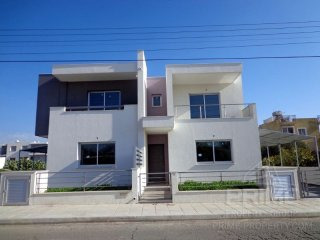 3 Bedrooms - Townhouse - Limassol - For..