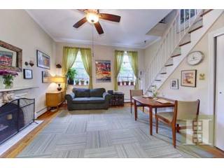 2 bedroom Apartment For Sale: 499..