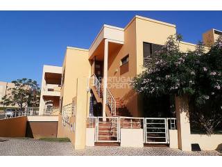 A nice 2 Bedroom Apartment with En..