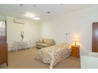 Recently refurbished studio apartment..
