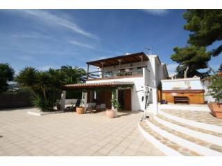Villa for sale in Moraira