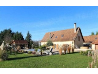 Villa For Sale With Garden, Terrace And..