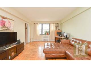 2 bedroom Apartment For Sale: 3103..