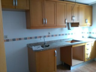 3 bedroom, 2 bathroom Apartment, (build..