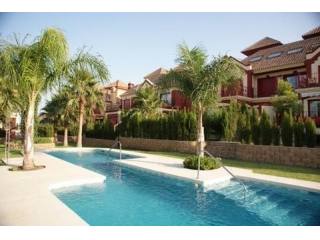 5 bedroom semi-detached villa for sale