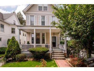 3 bedroom House For Sale: 87 Parkway..