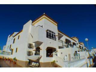 2 Bedroom Top Floor Corner Apartment In..