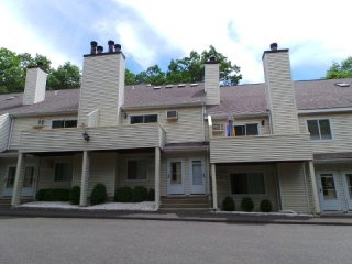 2a Jeanette Street Unit 68 Danbury, CT..