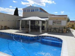 3 Bedrooms - Villa - Alicante - For Sale