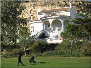 Rojales 3 Beds 2 Baths villa