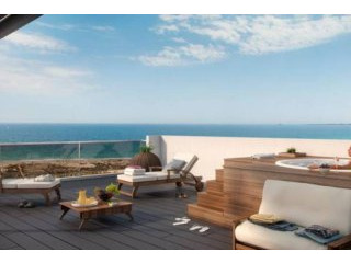 3 Bedroom 2 Bathroom Penthouse In..