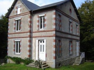 3 Bedrooms - House - Basse-Normandie -..