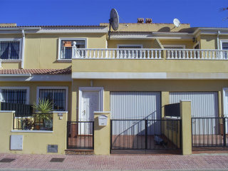 4 Bedrooms - Townhouse - Alicante - For..