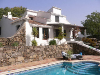 Country Houses for Sale in Competa..