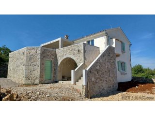 Prekrasna mediteranska villa-novogradnja!