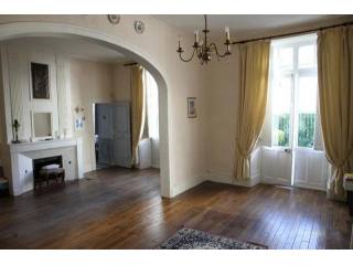 4 bedroom Town House For Sale: 86200 20..