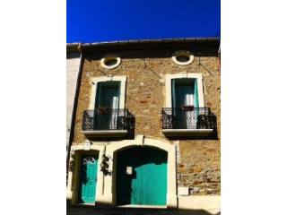 Stone Village Home With 3 Bedrooms..