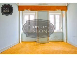 T2 Lisbon Apartment for Sale in..