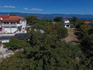 Renovirana kuća na otoku Krku!