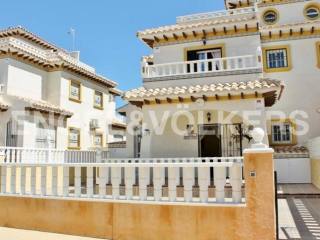 Modern and stylish quad in the best area