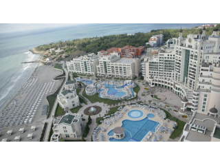 Resale 2-Bedroom Apartment Sunset..