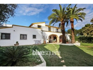 Traditional Spanish 7 Bedroom house..