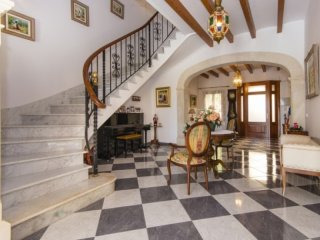 Well-Kept Townhouse In Santa Maria