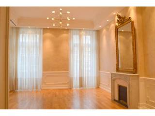 Magnificent Bourgeois Apartment near..