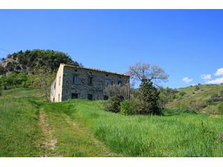 Stunnning detached stone property with..