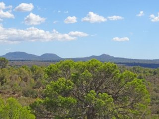 Plot In Puntiro With Views To The Bay..