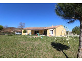 3 Bedrooms - Villa -..