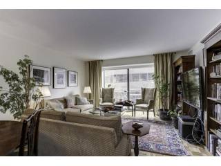 1 bedroom Apartment For Sale: 1015 33RD..