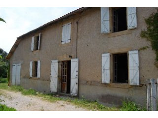 3 Bedroom Stone House In Need Of..