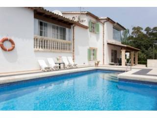 Finca In A Quiet Area Between Pollensa..