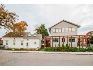 Commercial Property For Sale: Rhode..