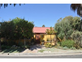 2 bedroom House For Sale: 2611 Clinton..