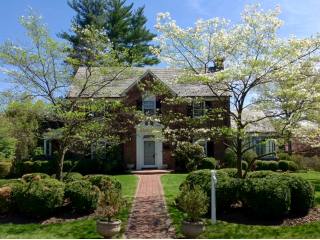 3 bedroom Residence For Sale: Mount..