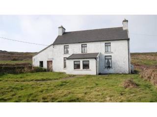 3 bedroom Farm House For Sale:..