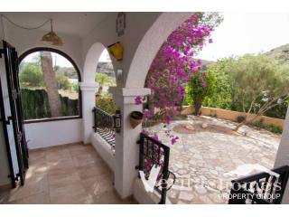 Ref: 1634 - Apartment for Sale in..