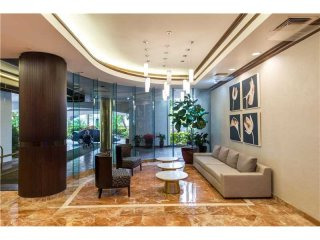 2 bedroom Flat For Sale: 3610 Yacht..