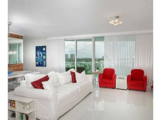 3 bedroom Flat For Sale: 19400..