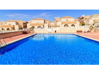 2 Bedroom 2 Bathroom Townhouse In..