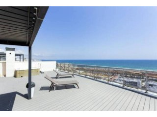 2 Bedroom 2 Bathroom Penthouse In..