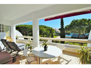 2 Beds Apartment For Sale In Vale do..