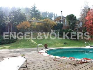 Soul and Personality. Vallromanes.