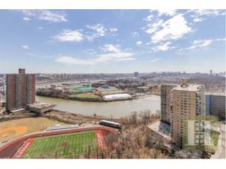 2 bedroom Apartment For Sale: 555..